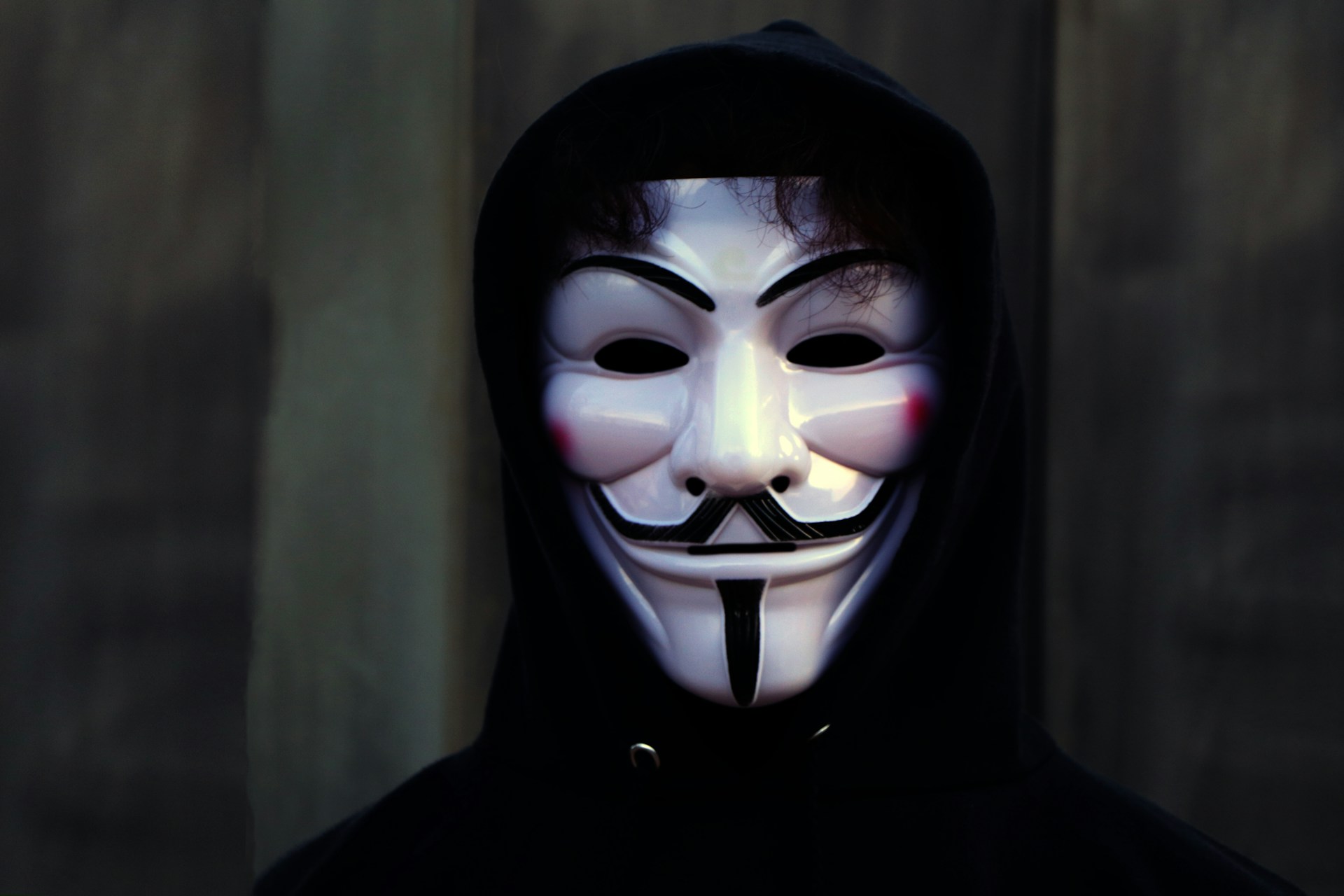 advertising fraud illustration (masked man)